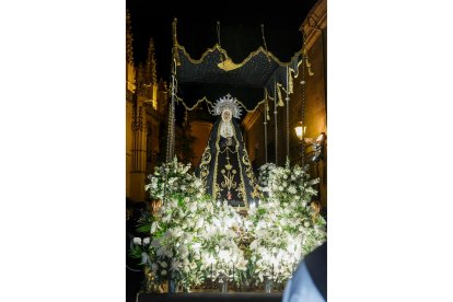Procesión del Viernes Santo en Segovia. ICAL