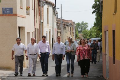 El presidente del PP, y candidato a la presidencia del Gobierno, Alberto Núñez Feijóo, en un acto en Corrales del Vino, Zamora. ICAL