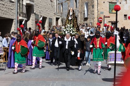 Procesión de la Cofradía de la Vera Cruz en Agreda (Soria). ICAL