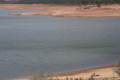 Embalses de Palencia
Aspecto del embalse de Aguilar de Campoo en la zona de la presa.- ICAL