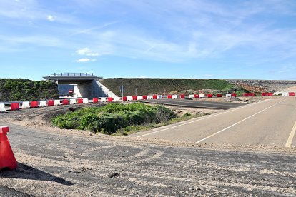 Rotonda recién habilitada en el acceso a Valbuena de Duero - S. G. C.