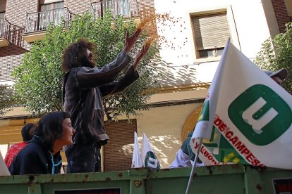 Manifestación por la agricultura y la ganadería organizada por UCCL. -ICAL.
