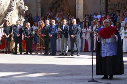 Pendones, Cantaderas y Carros Engalanados celebran las Fiestas de San Froilán en León. Ical
