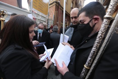 La Procesión de La Dolorosa, da inicio a la Semana Santa en la capital leonesa