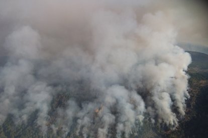 Incendio en Santa Cruz del Valle (Ávila).- JCYL