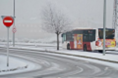 Fuerte helada en las inmediaciones del Hospital de León. -ICAL.