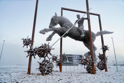 Fuerte helada en las inmediaciones del Hospital de León. -ICAL.