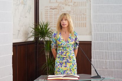 El presidente de la Junta de Castilla y León, Alfonso Fernández Mañueco, preside el acto institucional de toma de posesión de la directora de Gabinete, Susana Hernández Herrero. ICAL