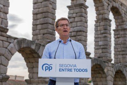 Visita de Mañueco y Feijóo a Segovia.- ICAL