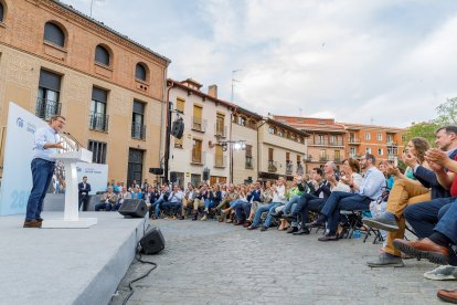 Visita de Mañueco y Feijóo a Segovia.- ICAL