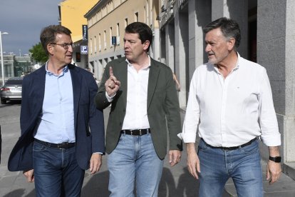 Visita de Mañueco y Feijóo a Segovia.- ICAL