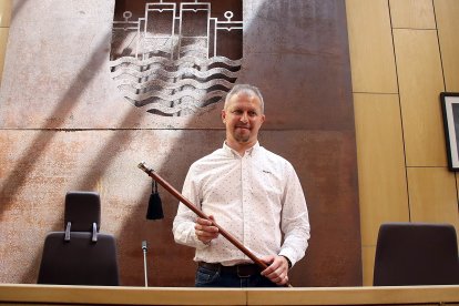 El candidato del PSOE, Jorge Pérez, alcanza la alcaldía de Villaquilambre con el apoyo de UPL y Podemos. -ICAL