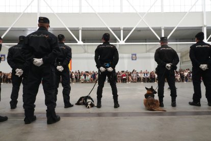 Acto institucional por el Día del Patrón de la Policía Nacional. Ical