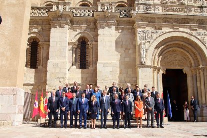 El rey inaugura en León la cumbre europea sobre parlamentarismo. / ICAL