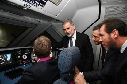 Recorrido del tren a través de la variante de Pajares.- MONCLOA