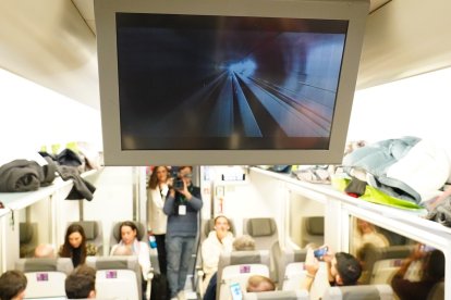 Recorrido del tren a través de la variante de Pajares. -ICAL