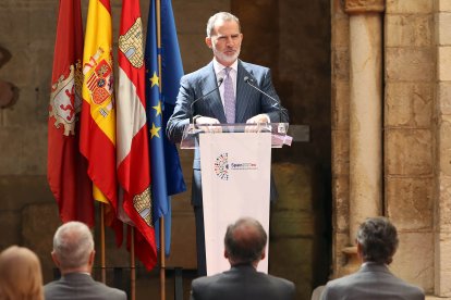 El rey inaugura en León la cumbre europea sobre parlamentarismo. / ICAL