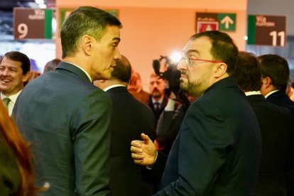 Viaje inaugural de la alta velocidad por la variante de Pajares. -ICAL