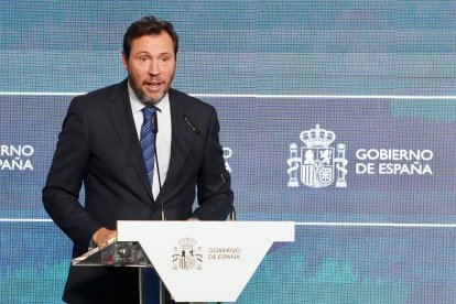 Viaje inaugural de la alta velocidad por la variante de Pajares. -ICAL
