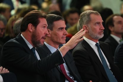 Viaje inaugural de la alta velocidad por la variante de Pajares. -MONCLOA