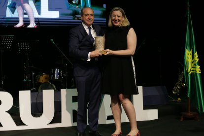 Acto de homenaje a Cipriano García por sus 50 años en la Caja Rural de Zamora.-ICAL