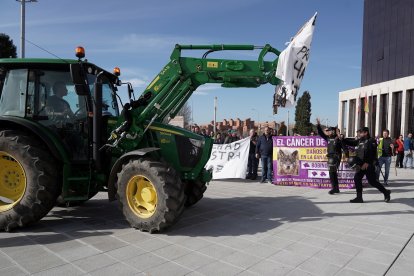 Tractorada en León. -ICAL