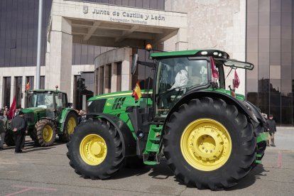 Tractorada en León. -ICAL
