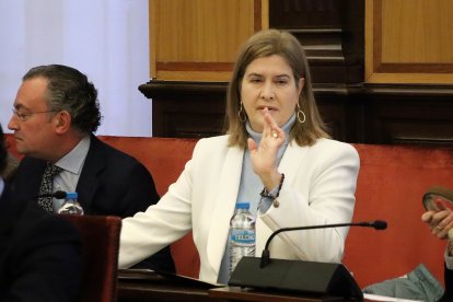 Pleno extraordinario sobre el viaje del alcalde de León a Catar.- ICAL