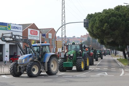 Tractorada en Palencia. -ICAL