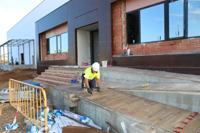 Obras de la nueva fábrica de Cascajares.- ICAL