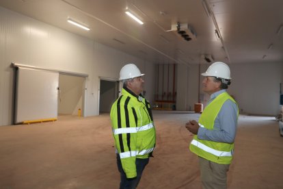 Obras de la nueva fábrica de Cascajares.- ICAL