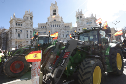 Manifestación de agricultores y ganaderos por el paseo de la Castellana en Madrid. Juan Lázaro / ICAL.