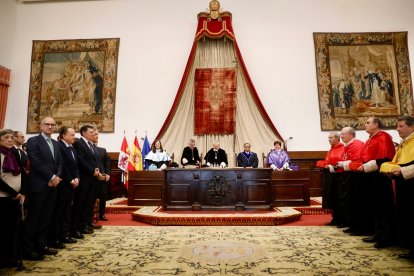 La Universidad de Salamanca nombra a Miguel de Unamuno y Jugo, quien fuera rector del Estudio salmantino durante casi 20 años en tres periodos distintos entre 1900 y 1936, doctor ‘honoris causa’ a título póstumo.10.30 horas. -ICAL