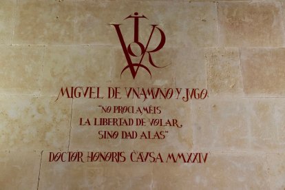 La Universidad de Salamanca nombra a Miguel de Unamuno y Jugo, quien fuera rector del Estudio salmantino durante casi 20 años en tres periodos distintos entre 1900 y 1936, doctor ‘honoris causa’ a título póstumo.10.30 horas. -ICAL