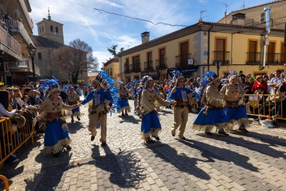 La localidad abulense de Cebreros celebra el 'Domingo de Piñata', con el XXVI desfile provincial de Carnaval. -ICAL