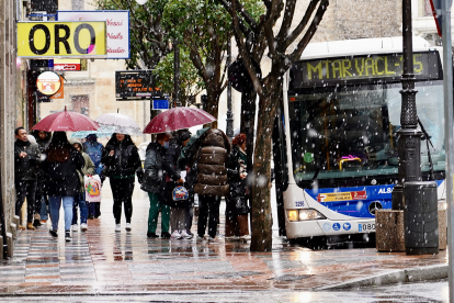 Nieve en la capital leonesa. Campillo / ICAL.