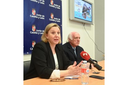La consejera de Familia e Igualdad de Oportunidades, Isabel Blanco, presenta la oferta de viajes del ''Club de los 60'' para 2024. -ICAL.