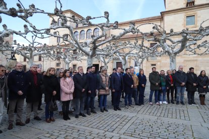 Minuto de silencio en Zamora con motivo del 20 aniversario del 11-M - ICAL