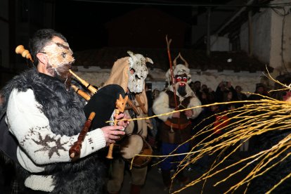 Fiesta del Antroido de Cervera de Pisuerga (Palencia). -ICAL