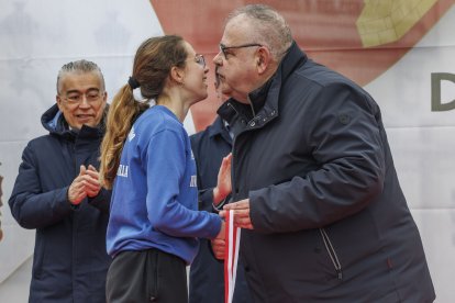 El consejero de Sanidad, Alejandro Vázquez, participa en la entrega de premios de la Carrera y Marcha Popular, en Burgos