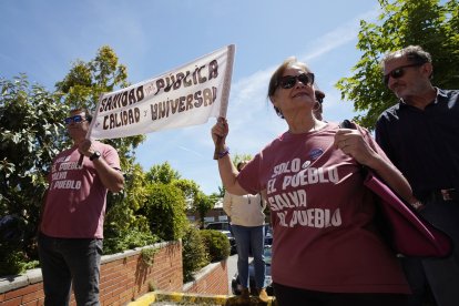 Concentración por la sanidad pública en Ponferrada