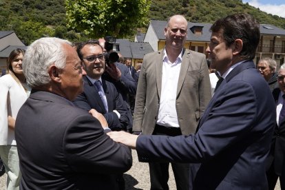 El rey Felipe VI inaugura la XXVII edición de Las Edades del Hombre, con sede compartida entre Villafranca del Bierzo y Santiago de Compostela. Al acto asiste, entre otras autoridades, el presidente de la Junta, Alfonso Fernández Mañueco