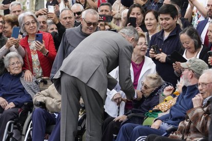 El rey Felipe VI inaugura la XXVII edición de Las Edades del Hombre, con sede compartida entre Villafranca del Bierzo y Santiago de Compostela. Al acto asiste, entre otras autoridades, el presidente de la Junta, Alfonso Fernández Mañueco
