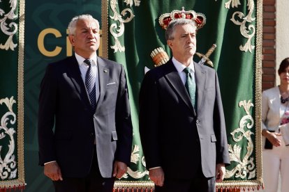 Nicanor Sen y Leonardo Marcos en la toma de posesión.