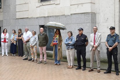 Minuto de silencio en Burgos por las últimas victimas de violencia de género