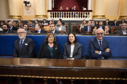La Reina Letizia entrega los Premios Luis Carandell del Senado