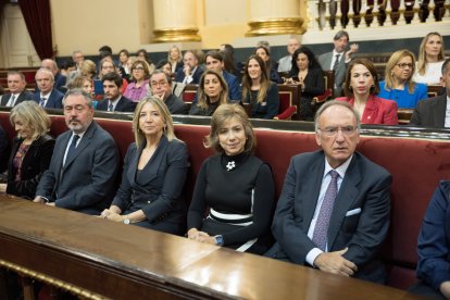 La Reina Letizia entrega los Premios Luis Carandell del Senado