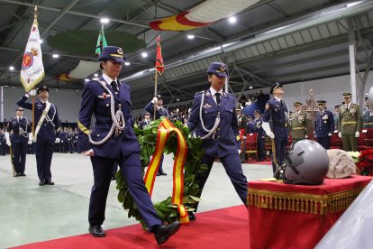 Festividad de Nuestra Señora de Loreto y jura de bandera en la Academia Básica del Aire y del Espacio de La Virgen del Camino (León)