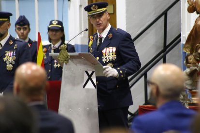 Festividad de Nuestra Señora de Loreto y jura de bandera en la Academia Básica del Aire y del Espacio de La Virgen del Camino (León)