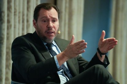 Club de prensa de El Mundo 'Conversaciones políticas con Óscar Puente'